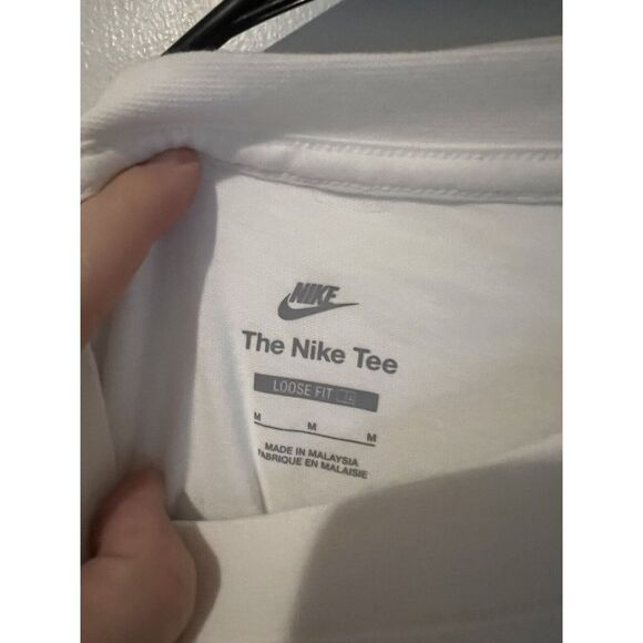 Nike DR2595-100 Women's White Together We Fly Short Sleeve T-Shirt Size Medium - Picture 4 of 6